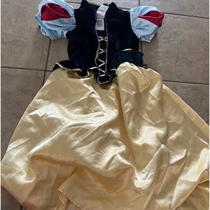snow white halloween/ dress up costume